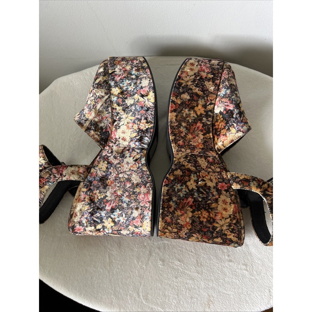 JEFFREY CAMPBELL Bohemian Platform Wedge Sandal in Velour Floral Size 9 Romantic - Picture 5 of 7